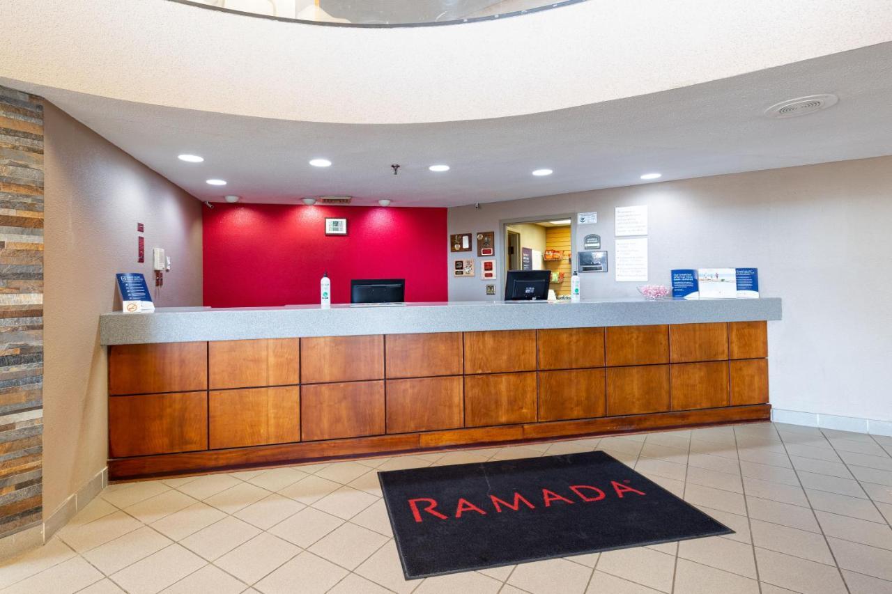Ramada By Wyndham Columbus North Hotel Westerville Exterior photo